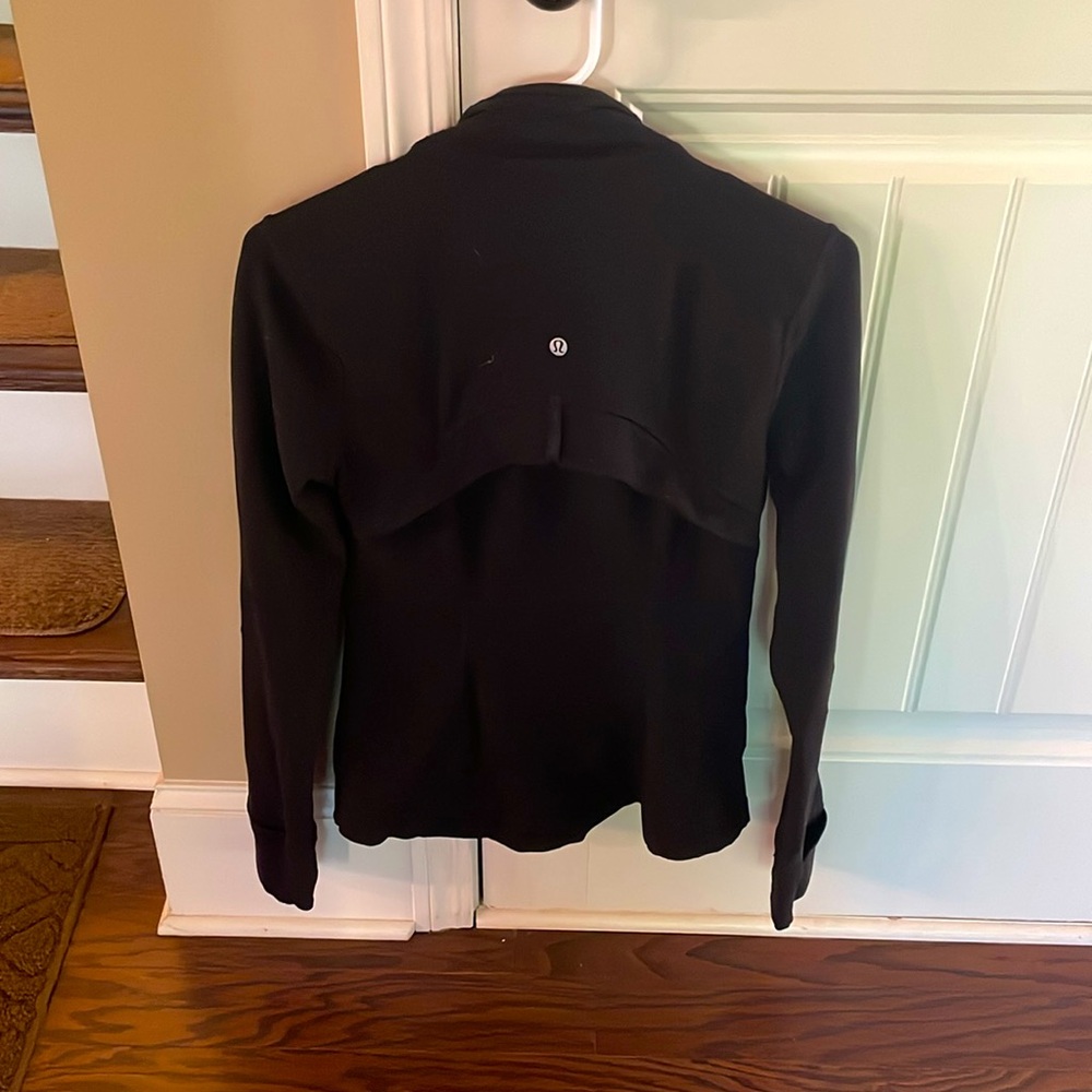 Lululemon Size 6 Define Jacket - image 2